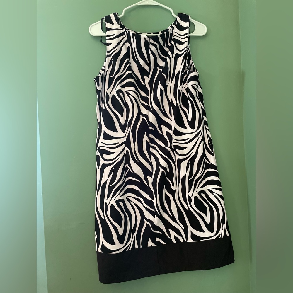 AGB Dress. Sleeveless Women-Size 14 zebra print, midi dress A 3 - Picture 4 of 5
